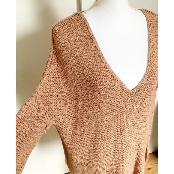 🐚 Dusky Pink Oversized Summer Sweater - Deep V Neck for Off Shoulder Look 🐚 - Picture 2 of 8